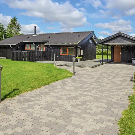3 Værelses Dejligt Hjem I Knebel Feriehus Knebel